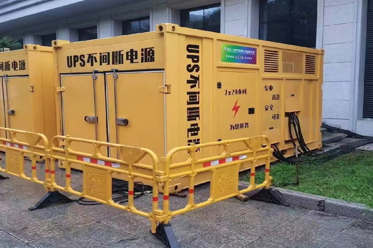 岳阳发电机租赁施工现场